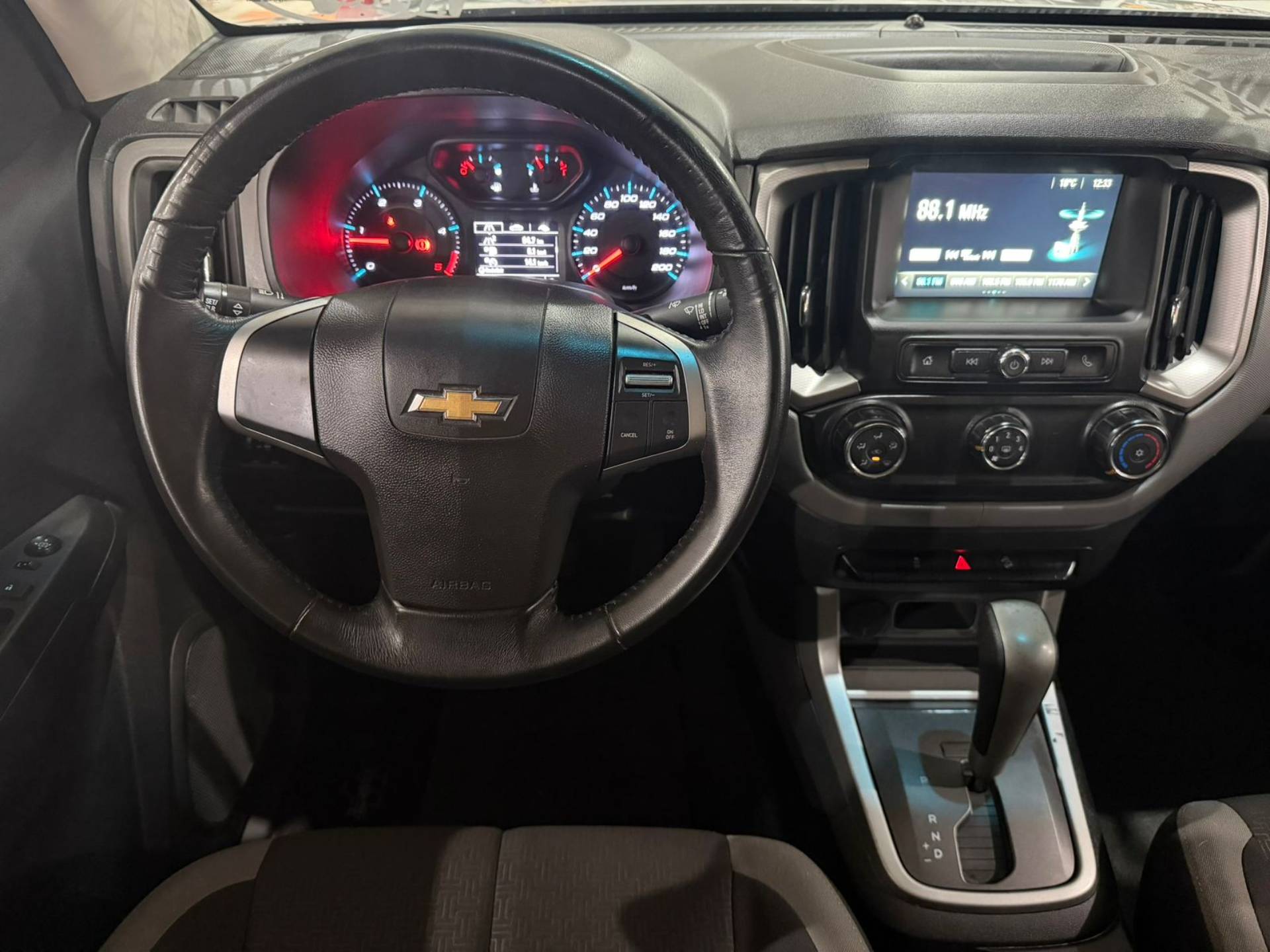 CHEVROLET S10