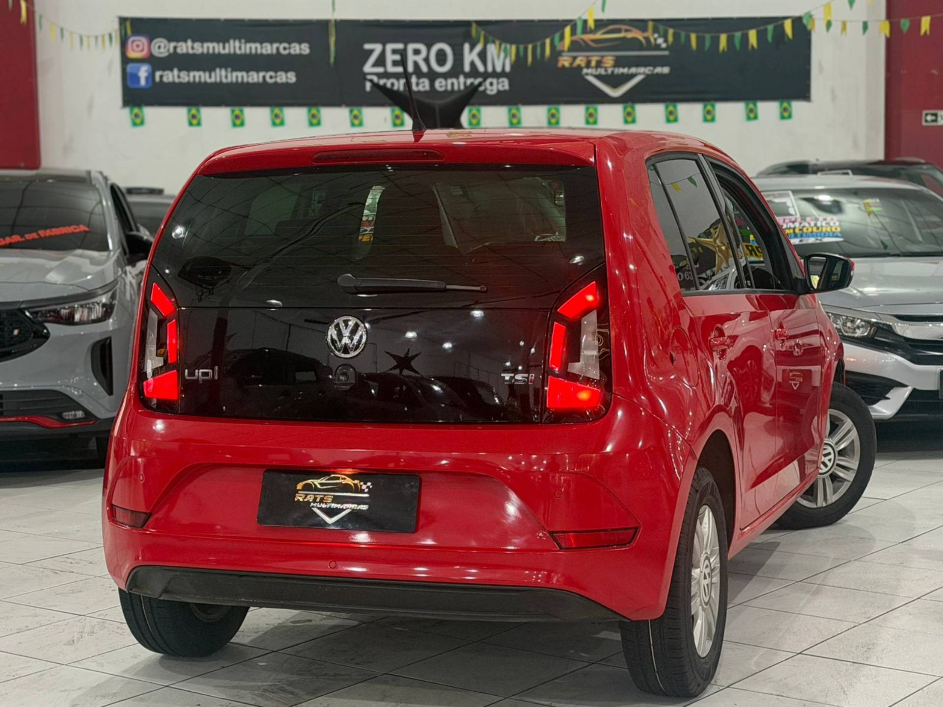VOLKSWAGEN UP