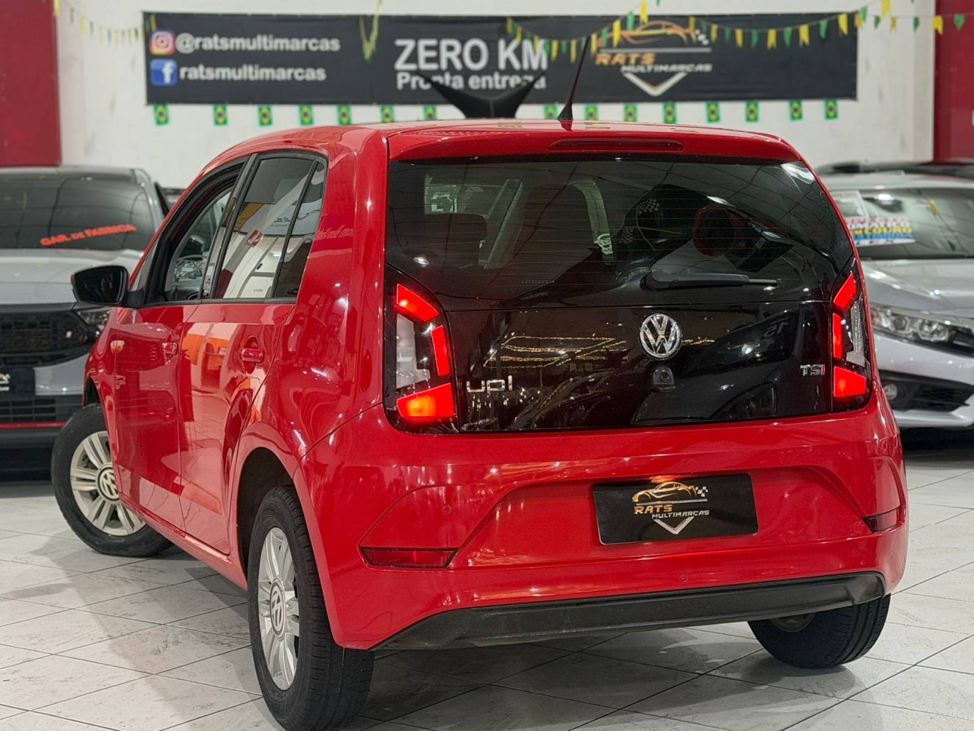 VOLKSWAGEN UP