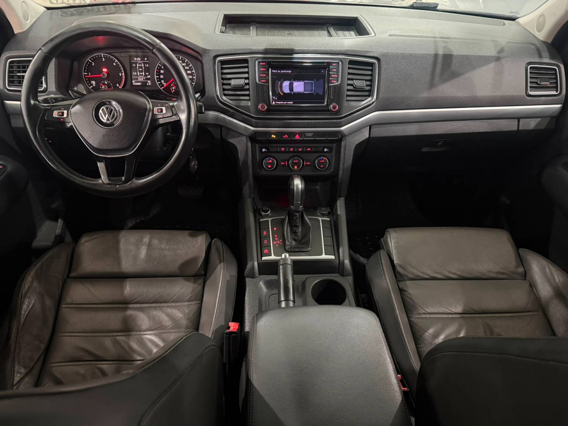 VOLKSWAGEN AMAROK