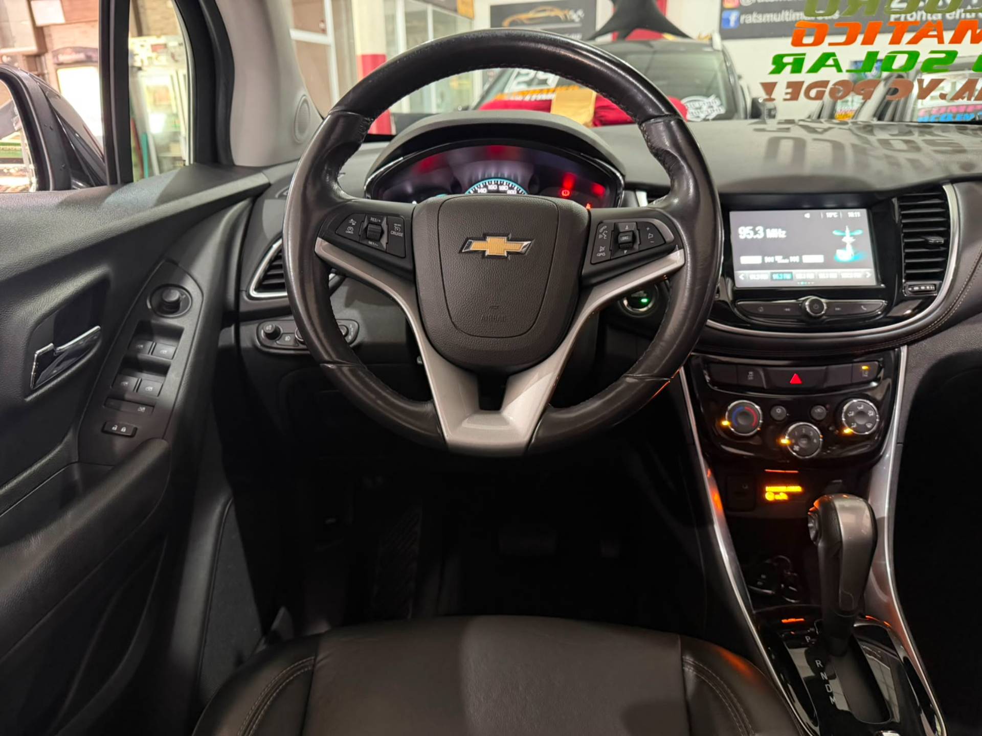 CHEVROLET TRACKER