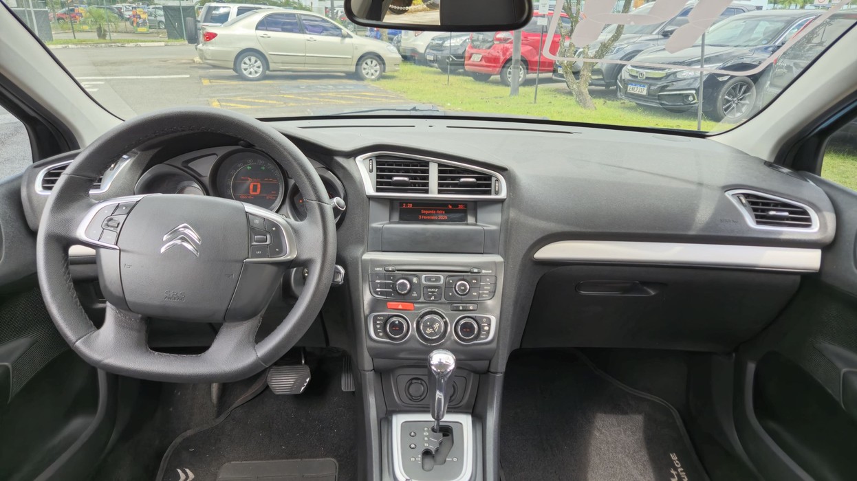 Car Image 5
