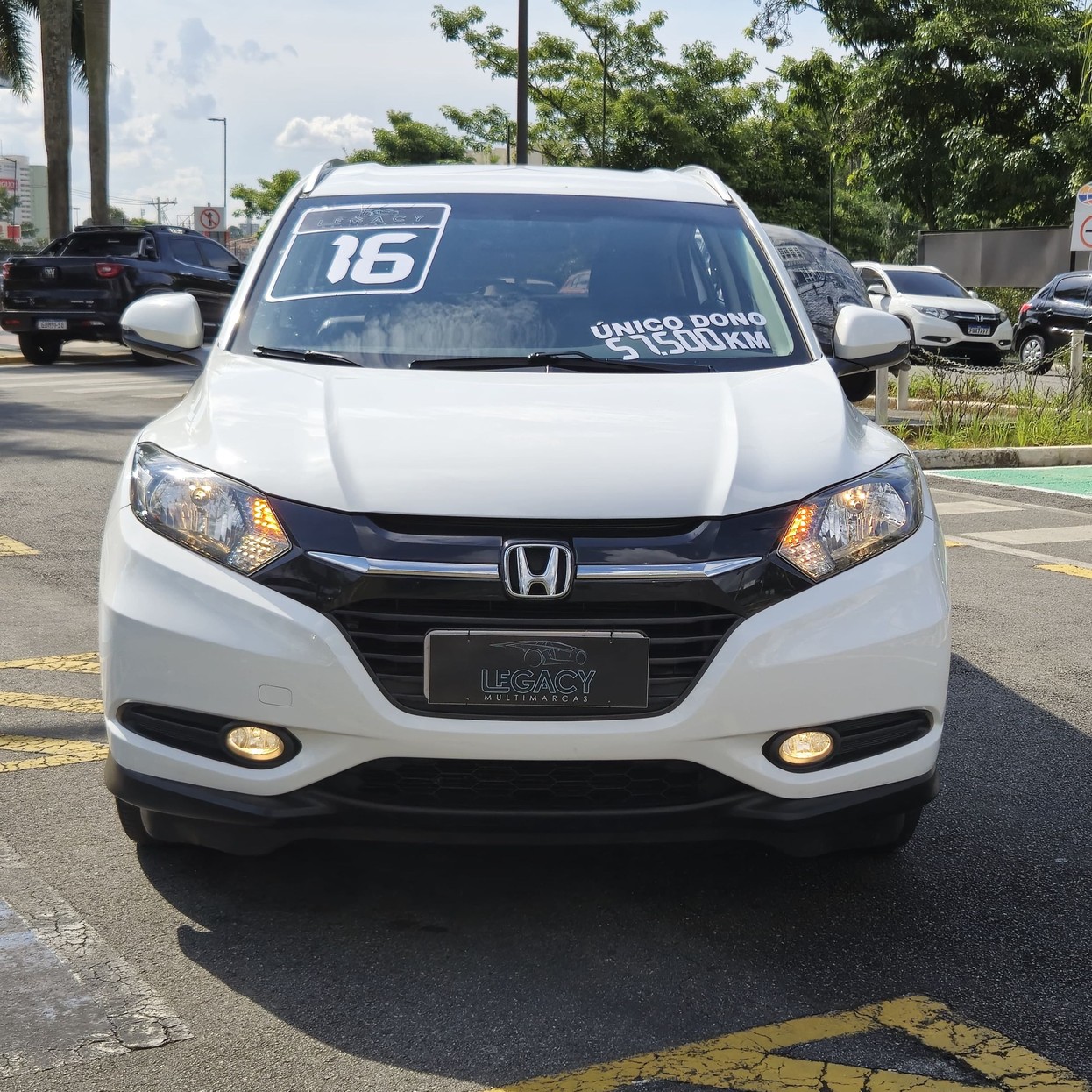Car Image 13