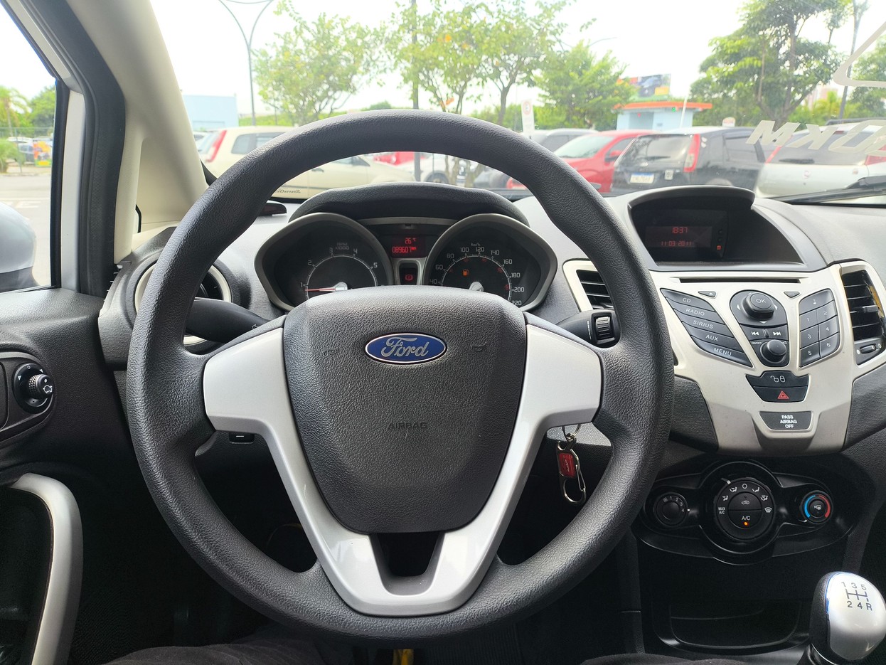 Car Image 11