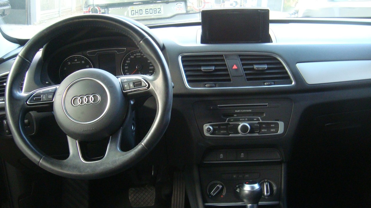 Car Image 5