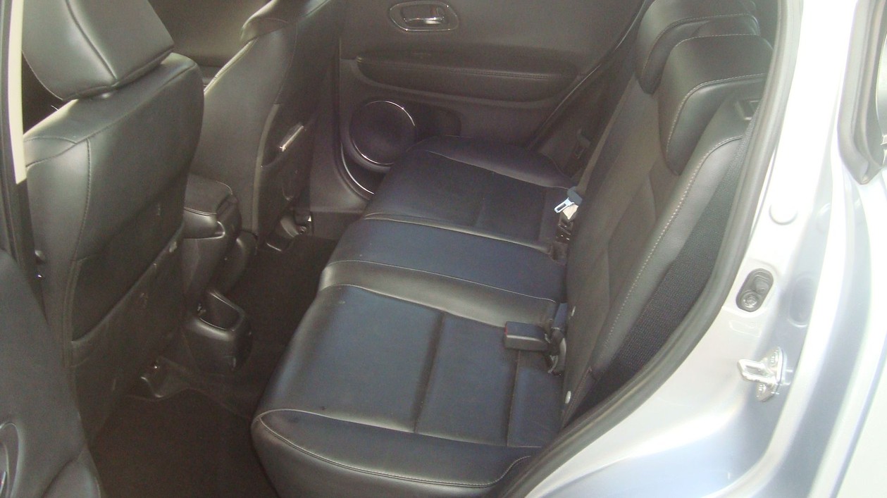 Car Image 6