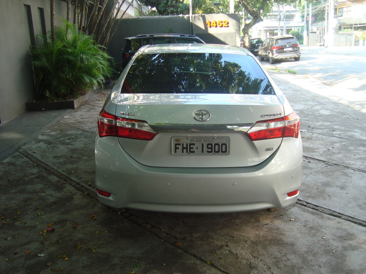 TOYOTA COROLLA 1.8 GLI 16V