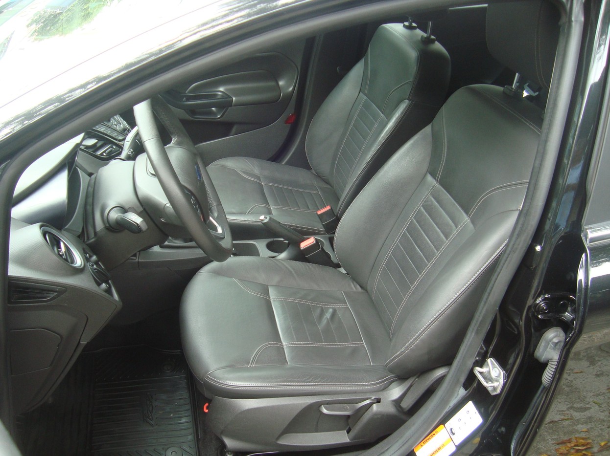 FORD FIESTA 1.6 TITANIUM HATCH 16V