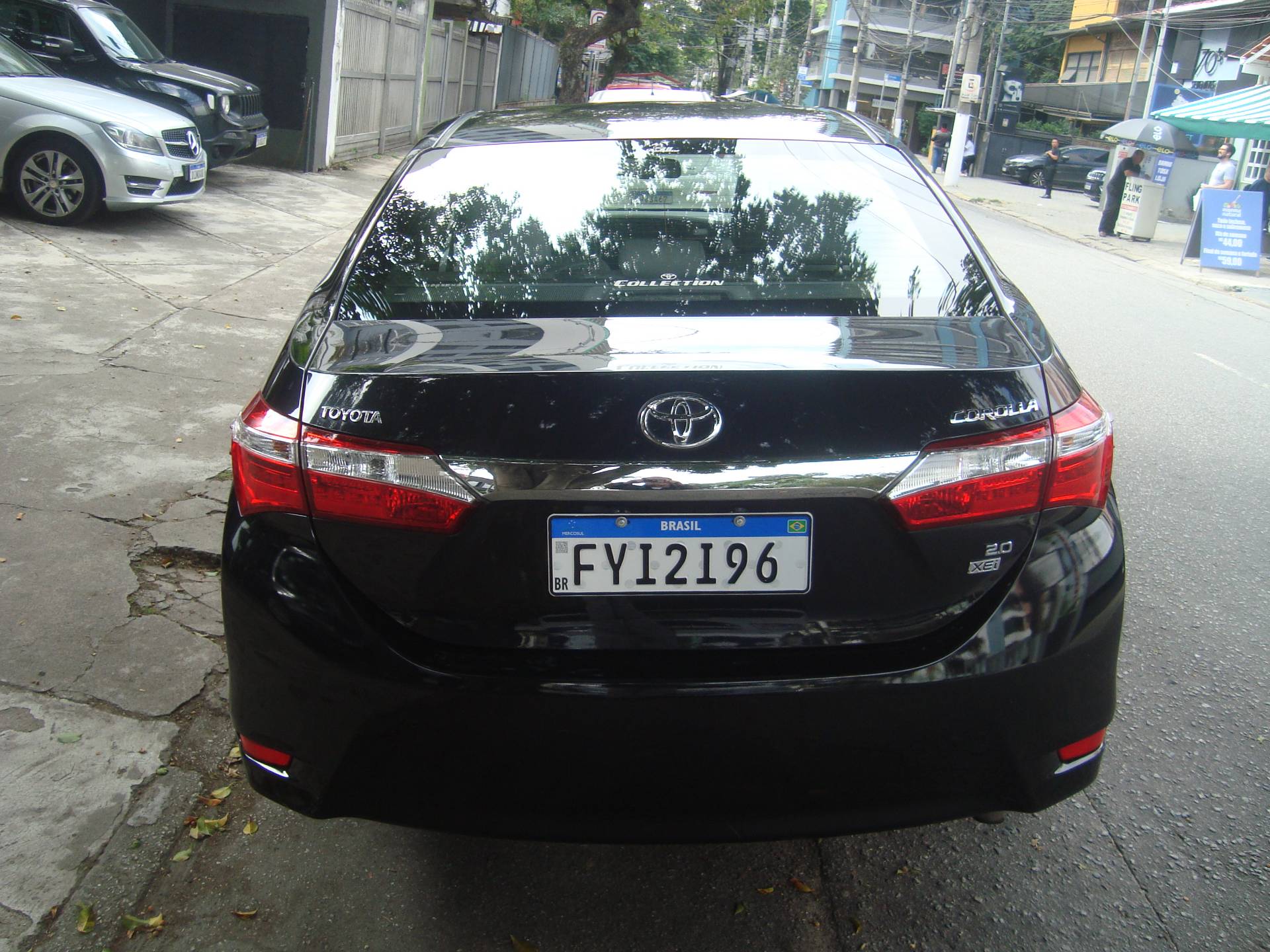 TOYOTA COROLLA