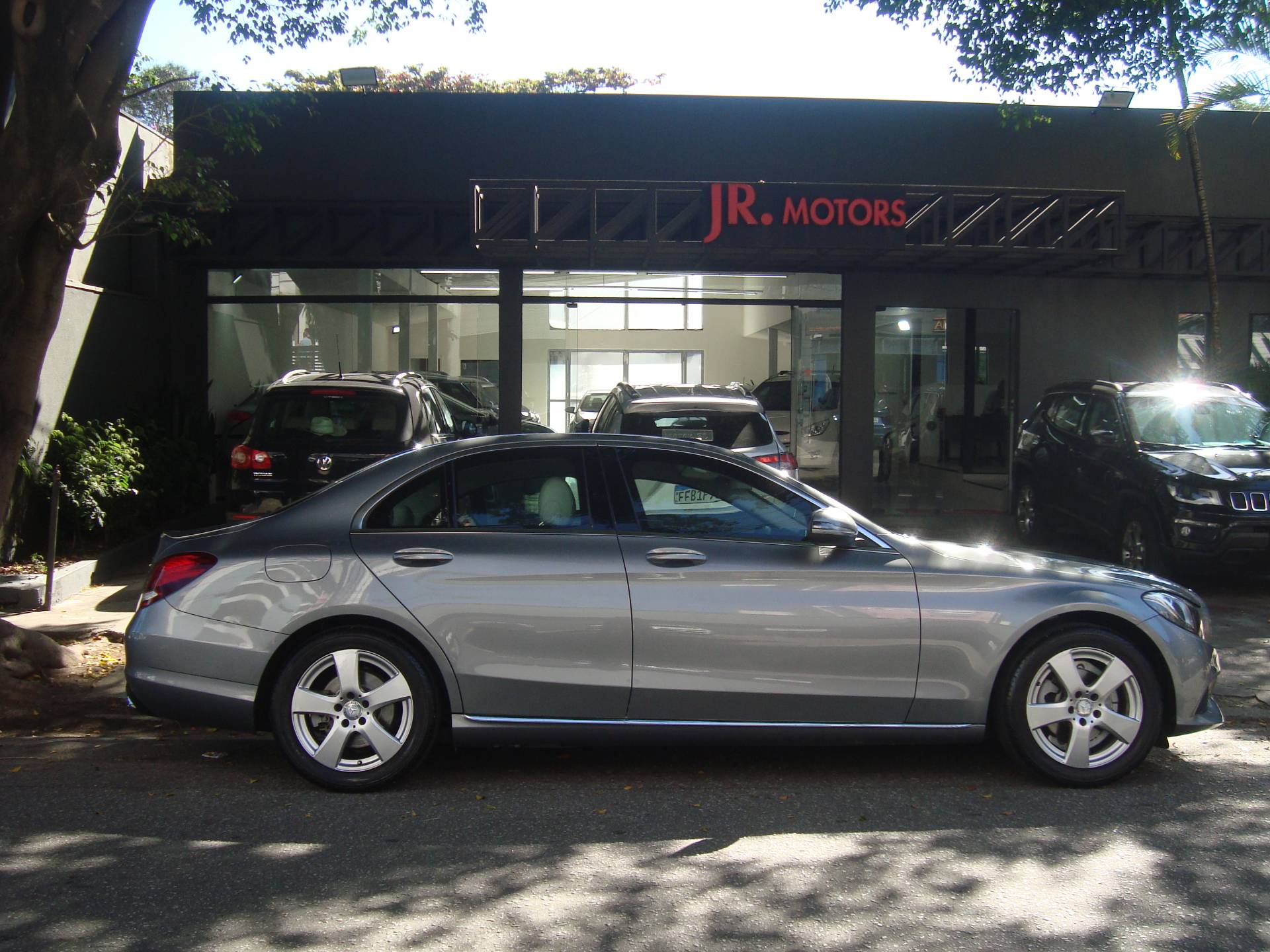MERCEDES-BENZ C 180