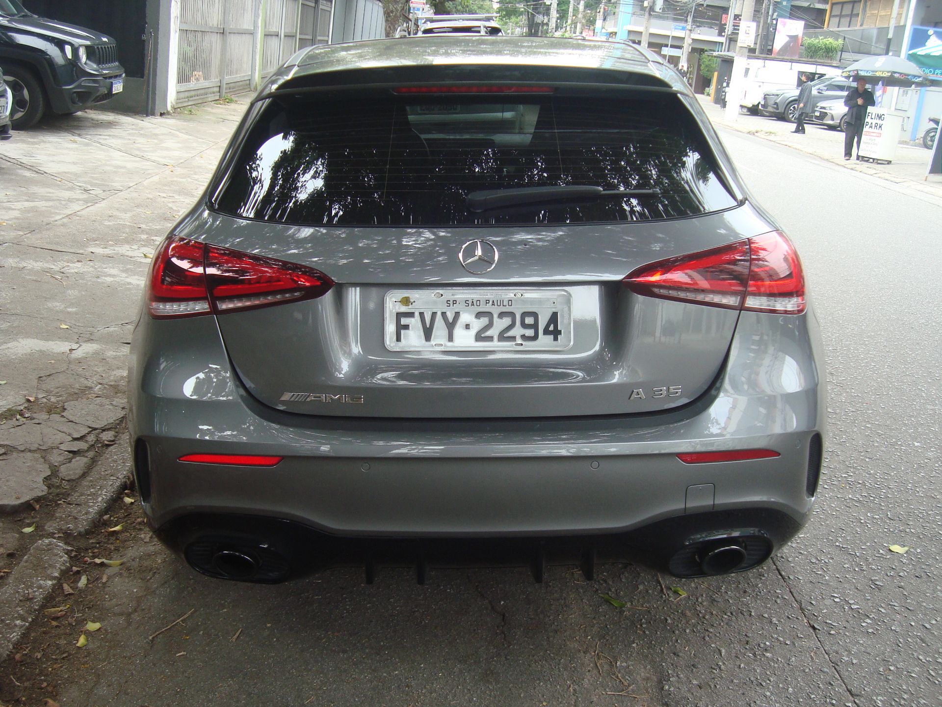 MERCEDES-BENZ A 35 AMG