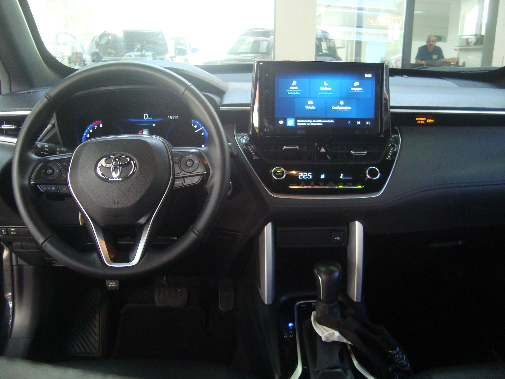 TOYOTA COROLLA CROSS
