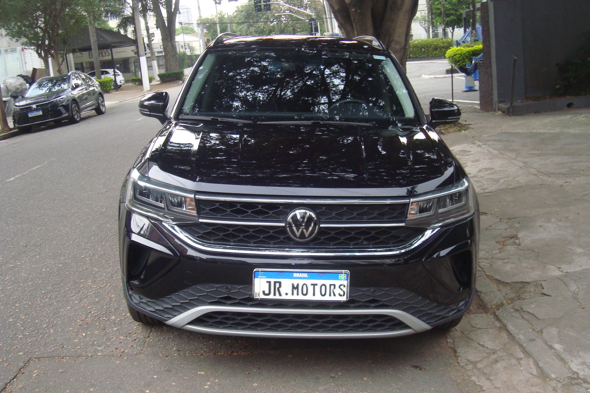 VOLKSWAGEN TAOS