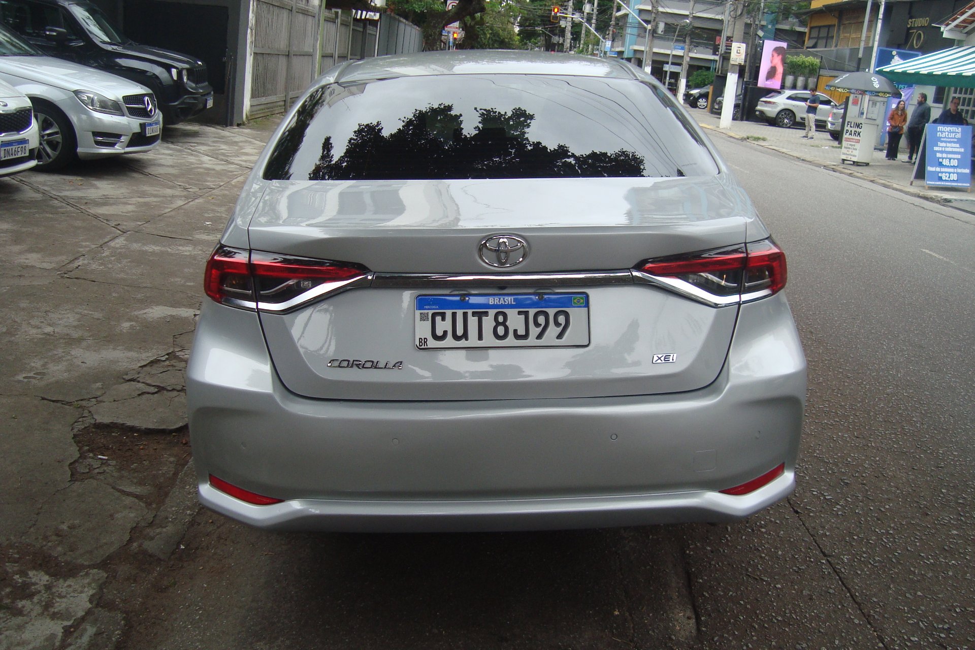 TOYOTA COROLLA