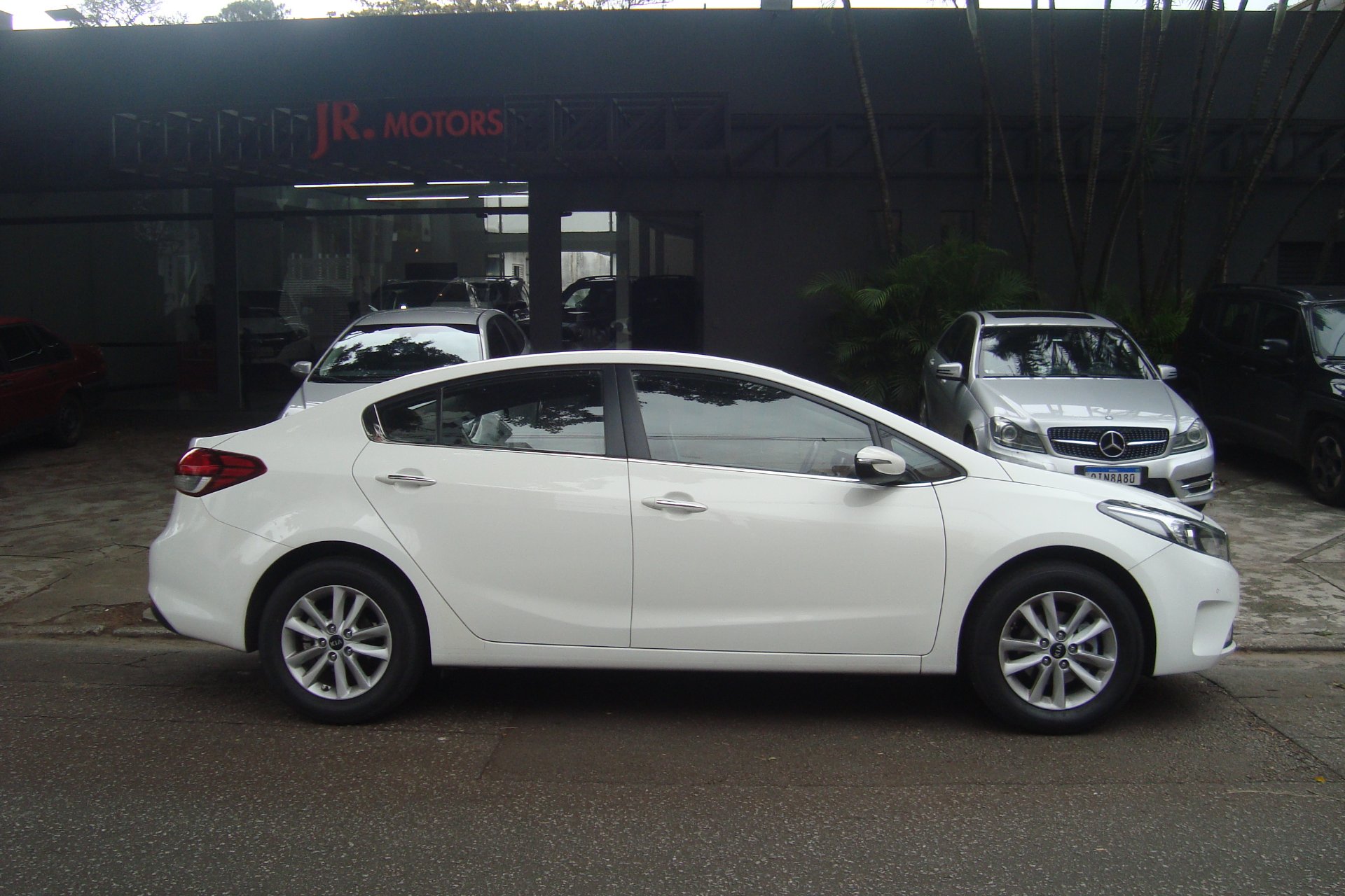 KIA CERATO
