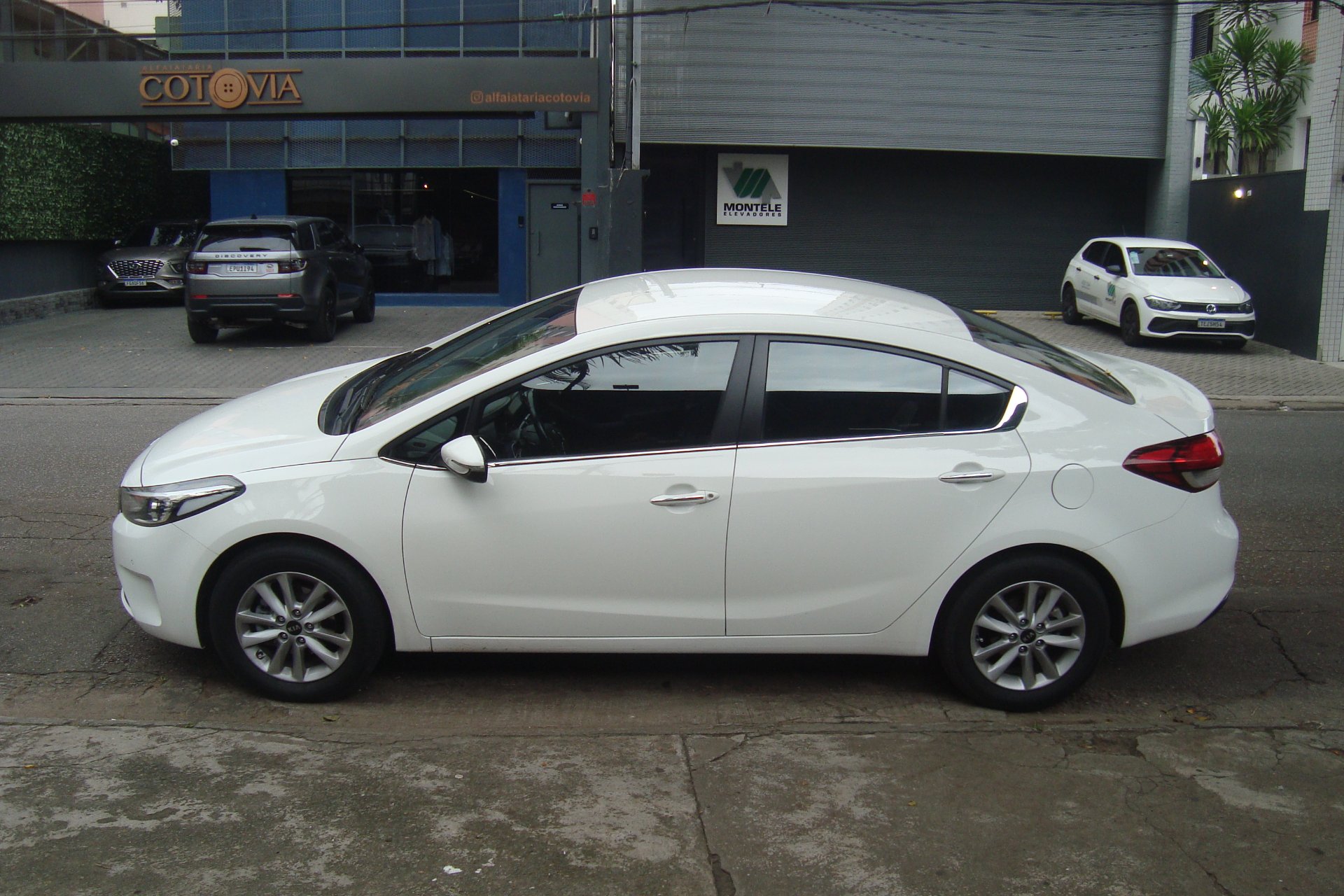 KIA CERATO
