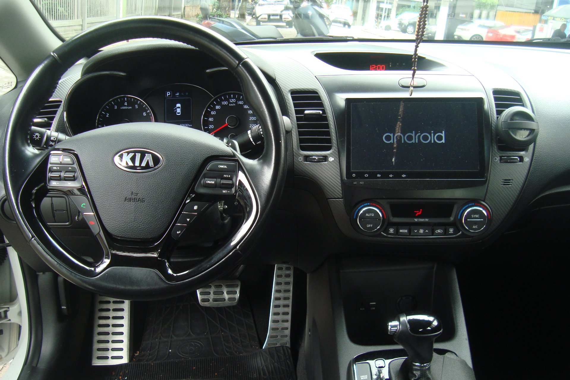 KIA CERATO