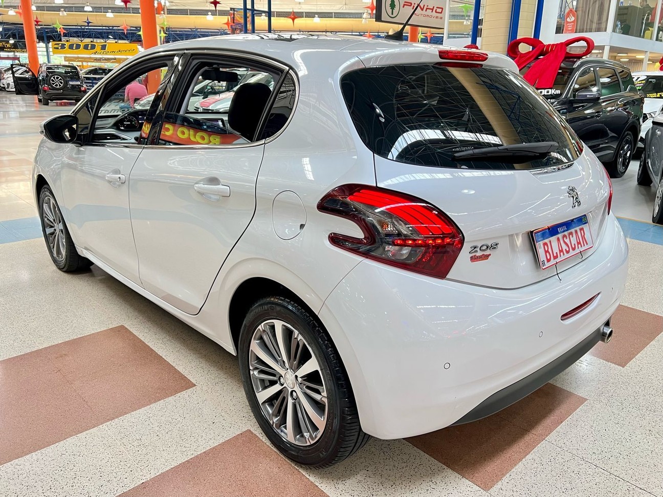 Car Image 12