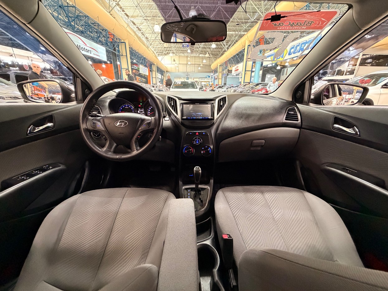 HYUNDAI HB20S 1.6 COMFORT PLUS 16V