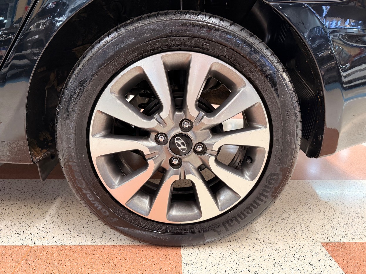 HYUNDAI HB20S 1.6 COMFORT PLUS 16V