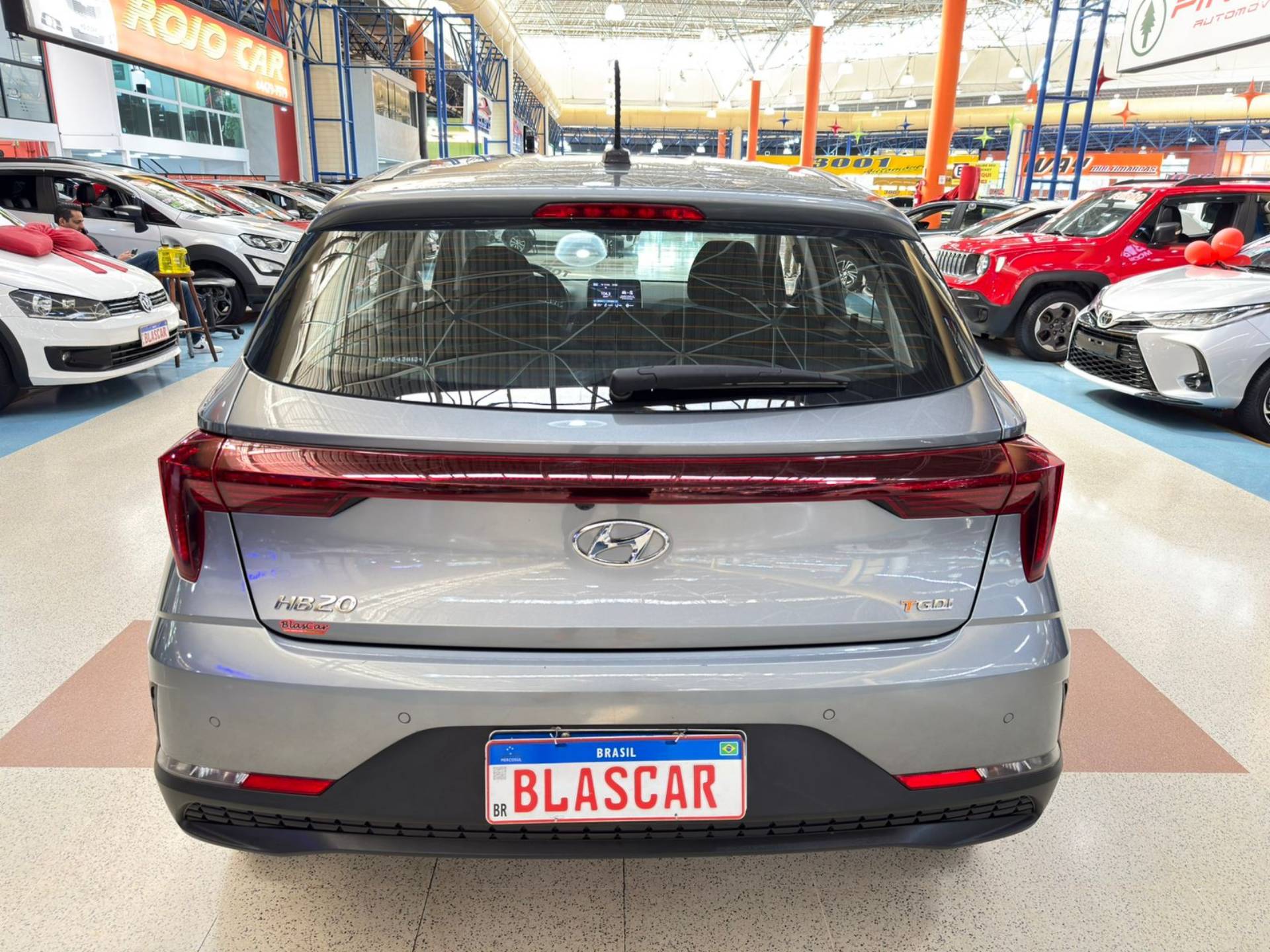 HYUNDAI HB20