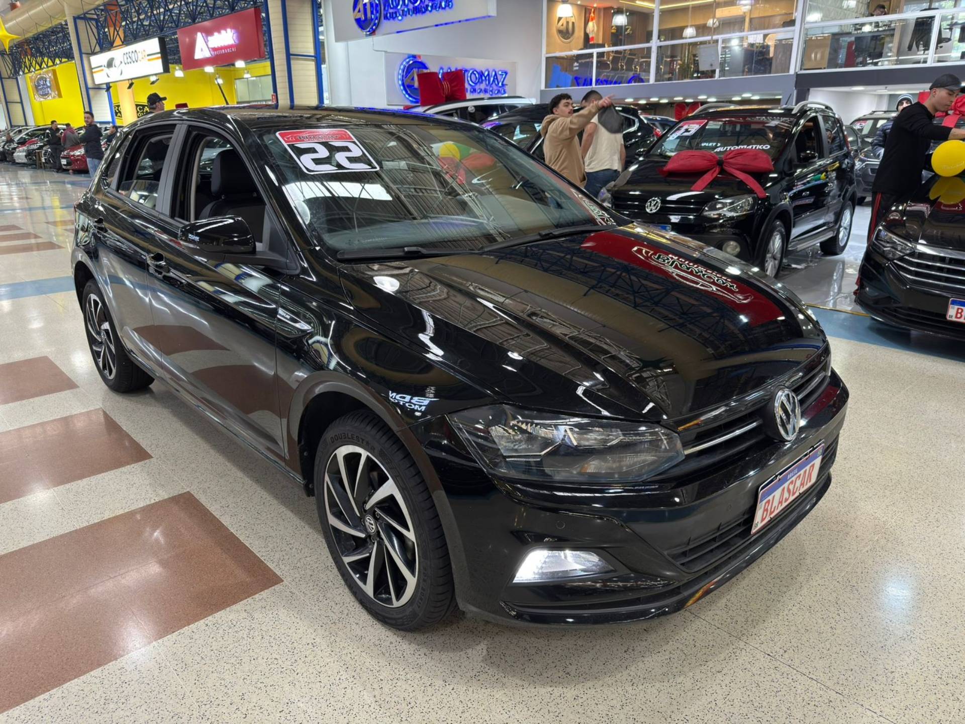 VOLKSWAGEN POLO