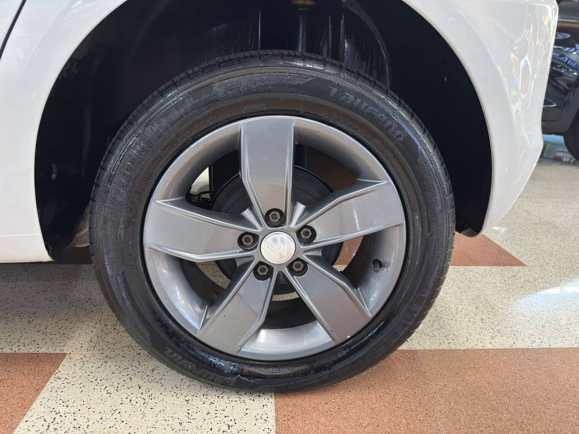 VOLKSWAGEN FOX