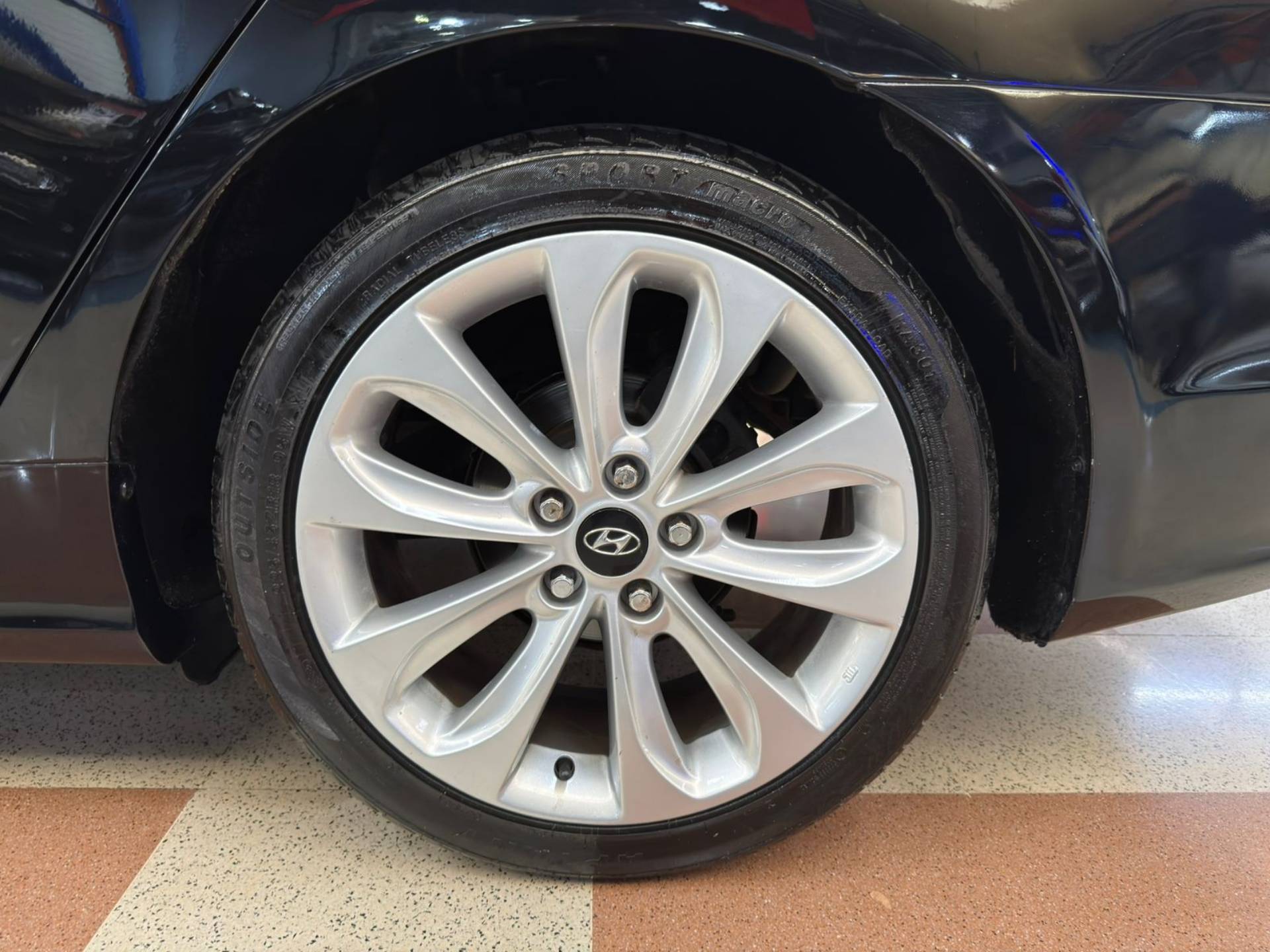 HYUNDAI SONATA