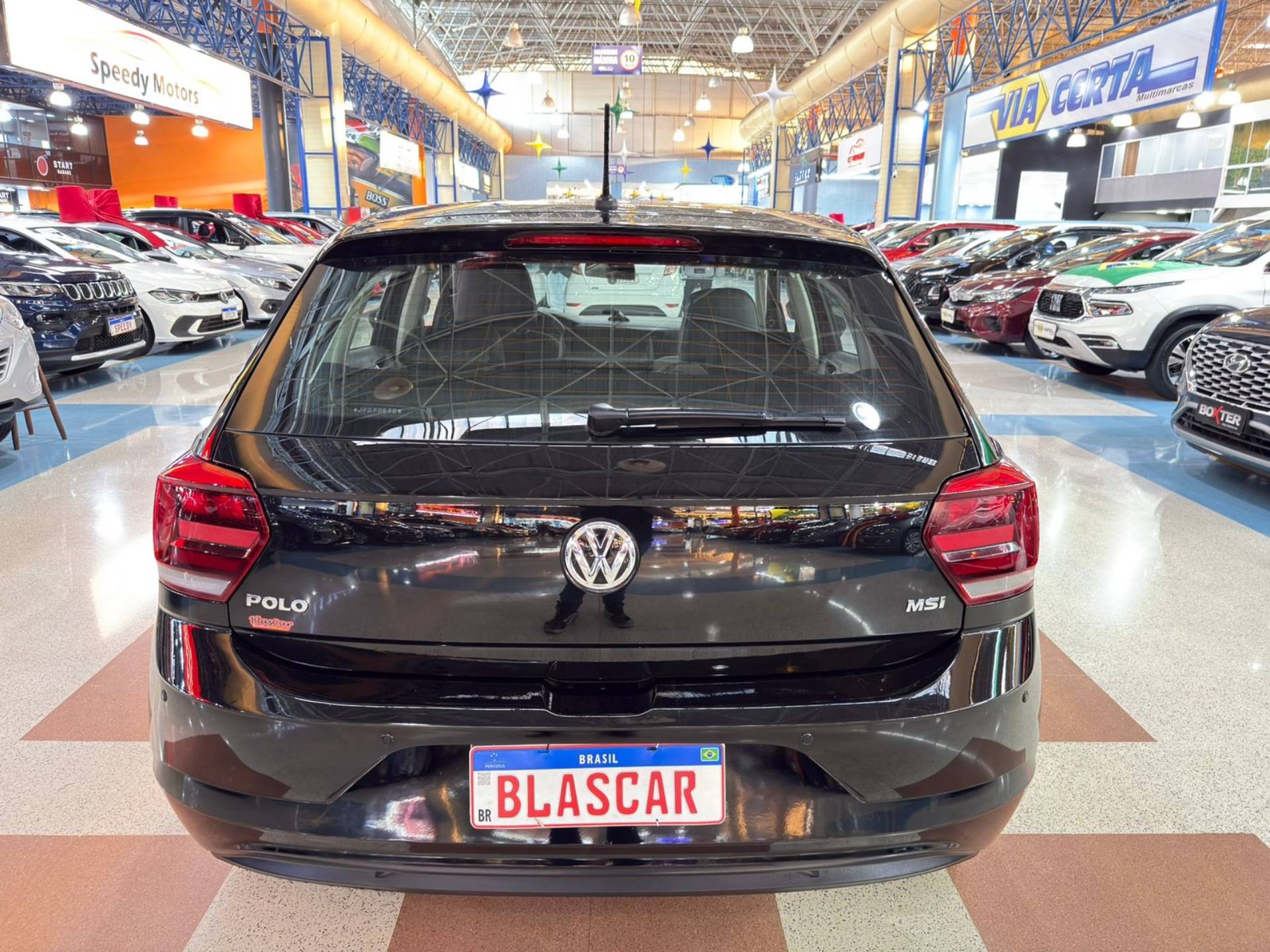 VOLKSWAGEN POLO