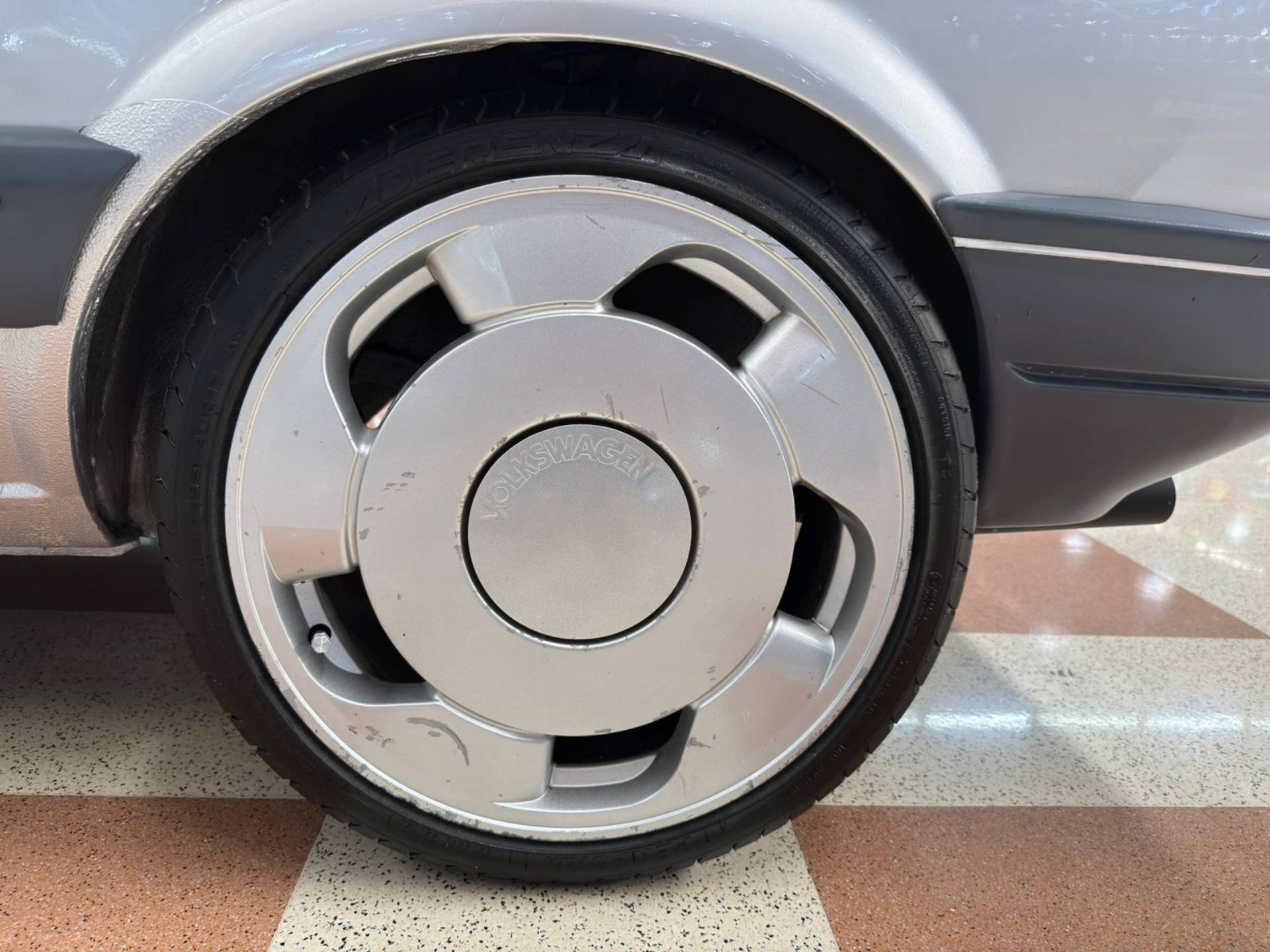 VOLKSWAGEN GOL