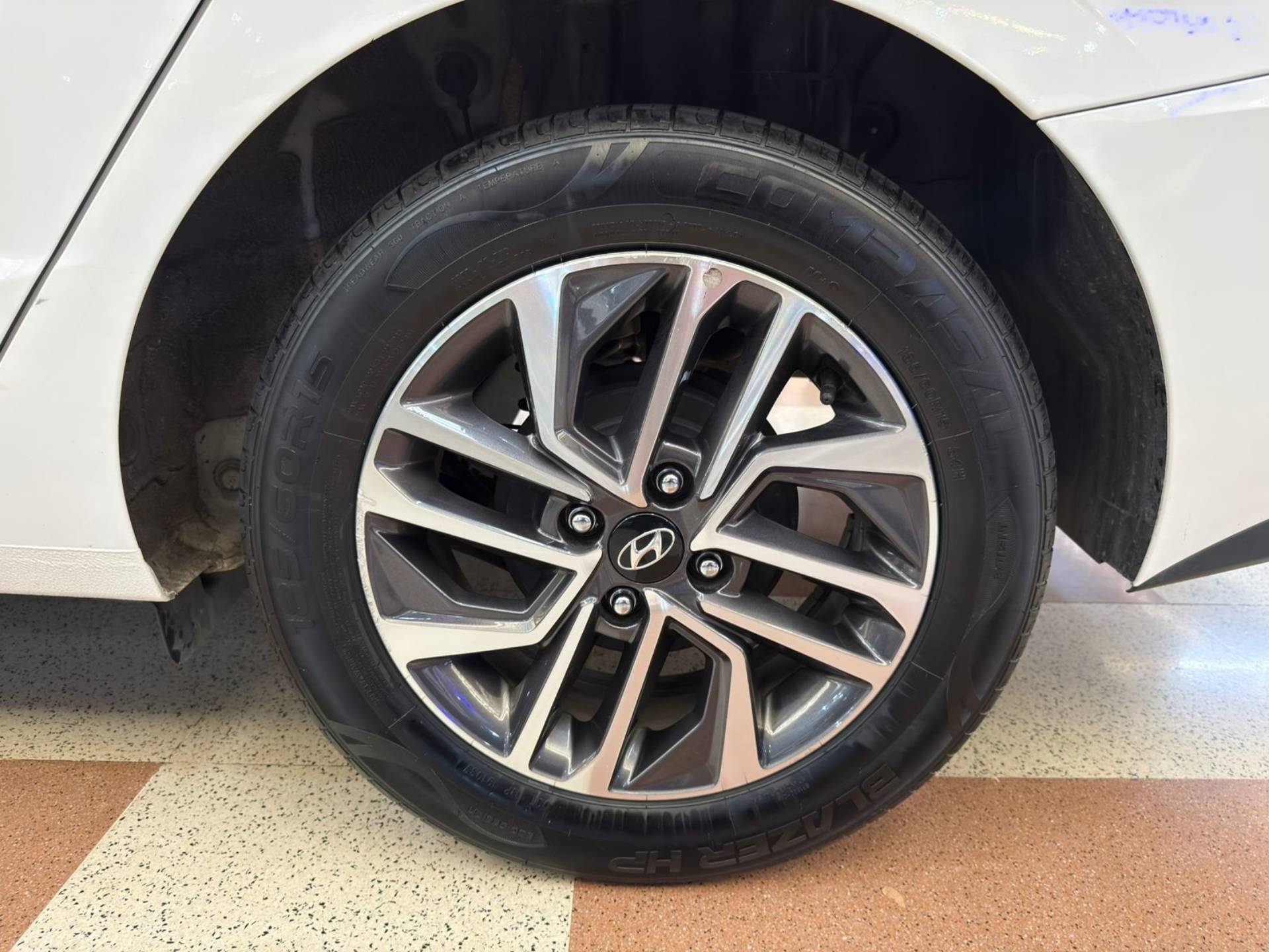 HYUNDAI HB20S