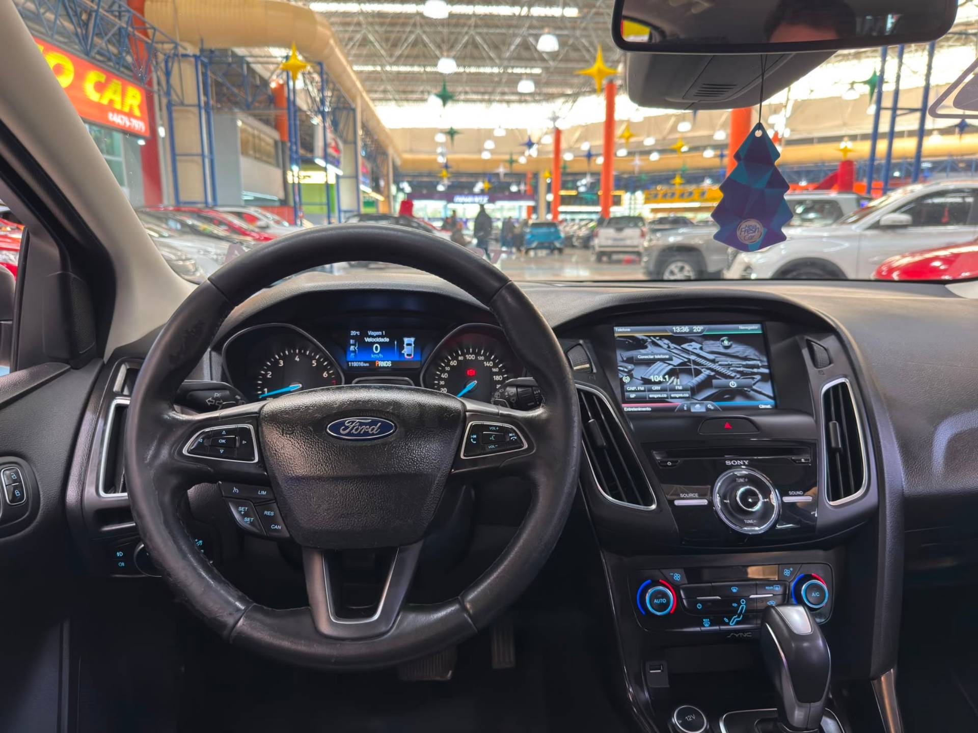 FORD FOCUS