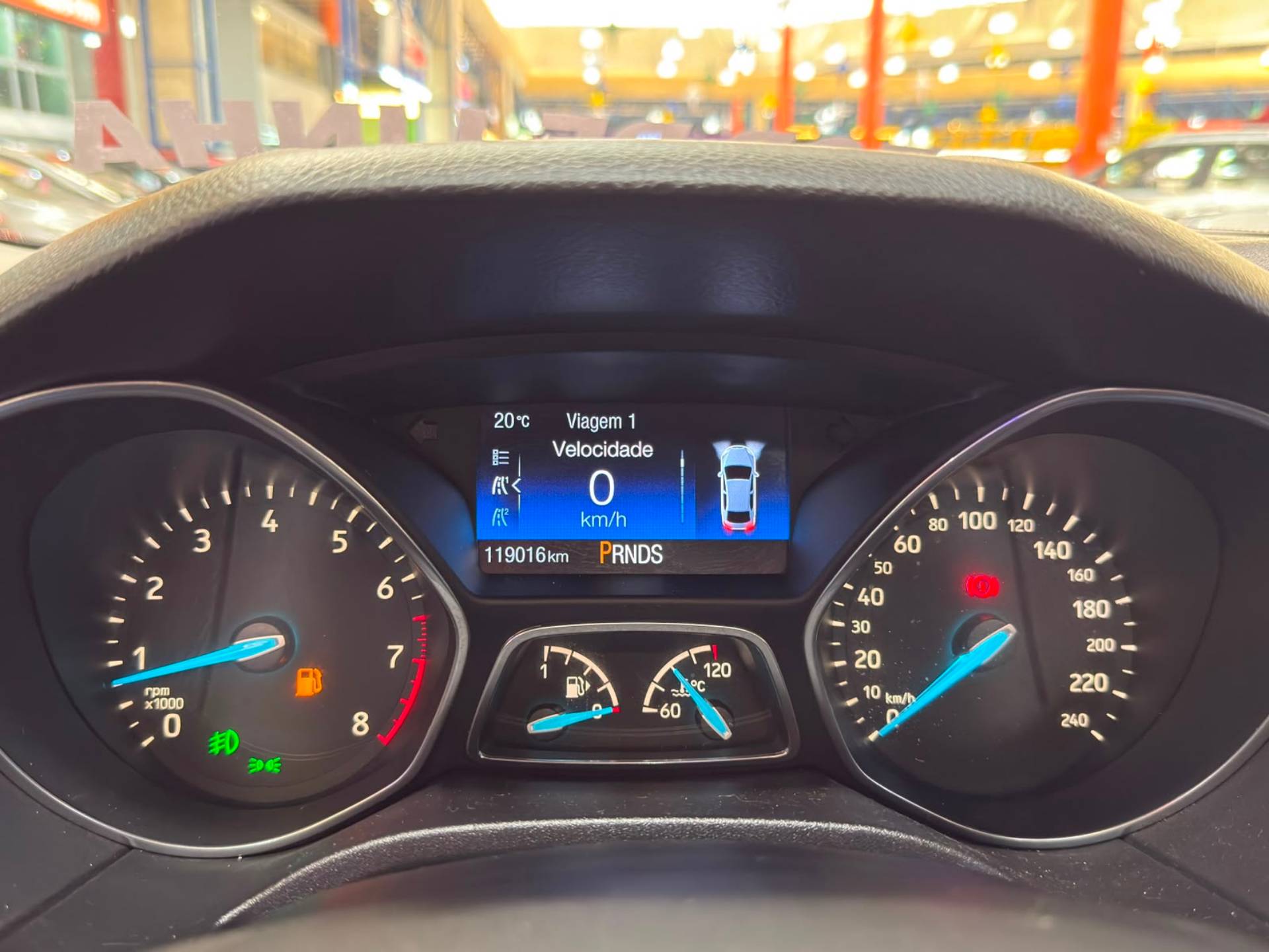 FORD FOCUS