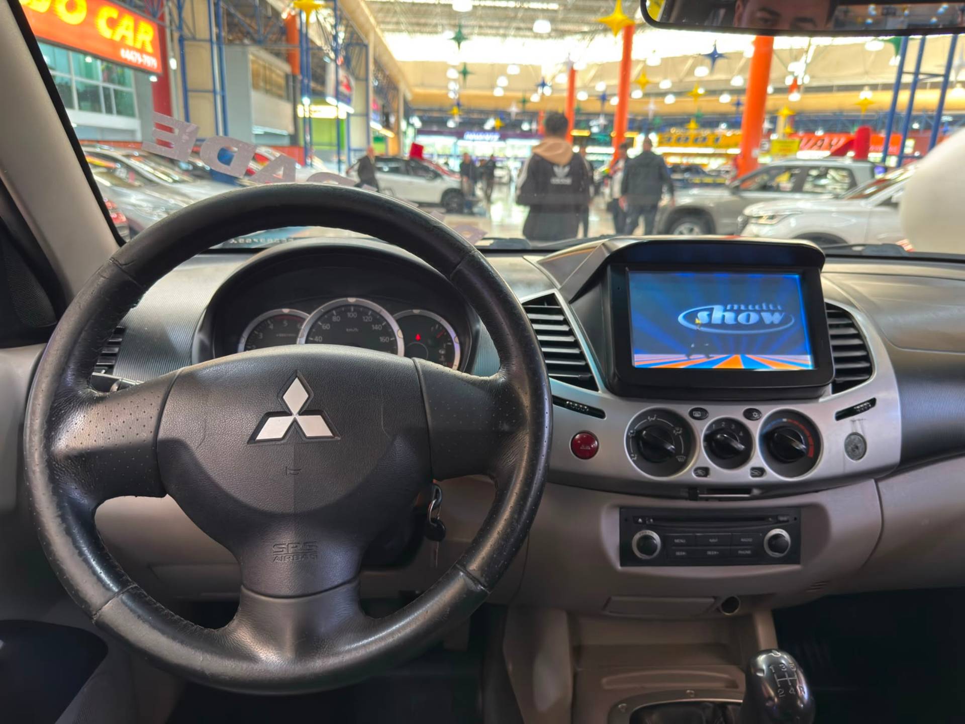 MITSUBISHI L200 TRITON
