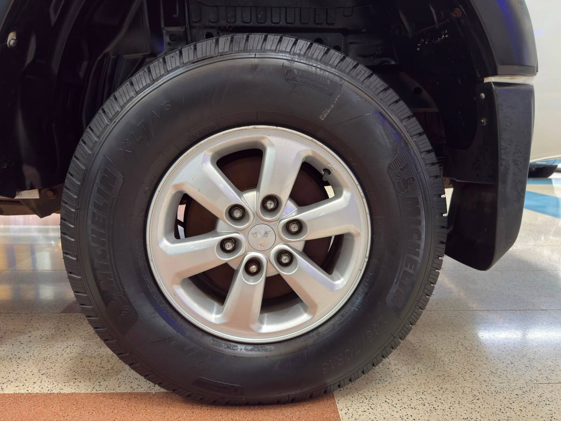 MITSUBISHI L200 TRITON