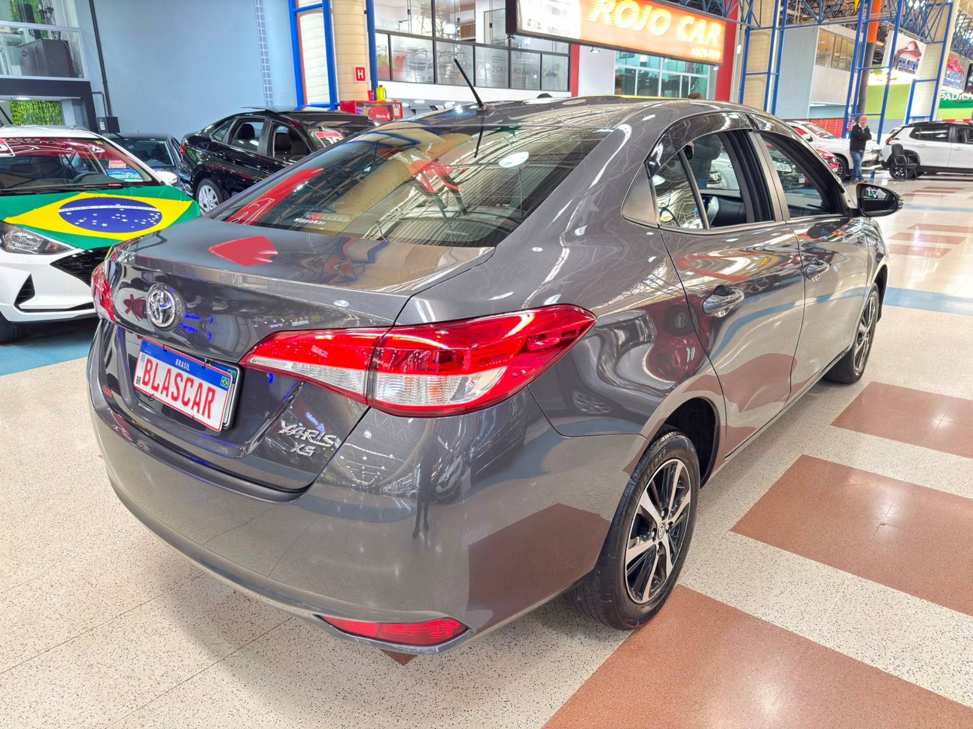 TOYOTA YARIS