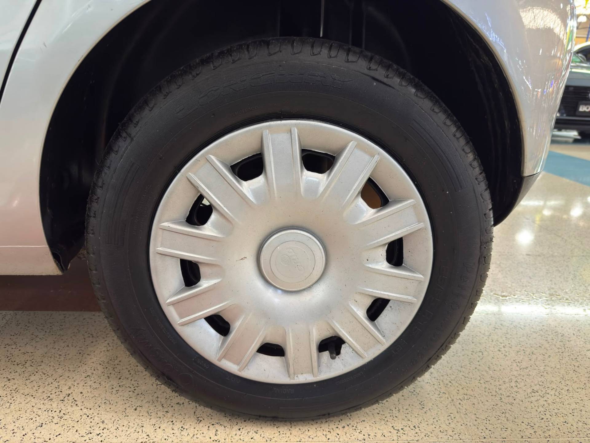 VOLKSWAGEN FOX