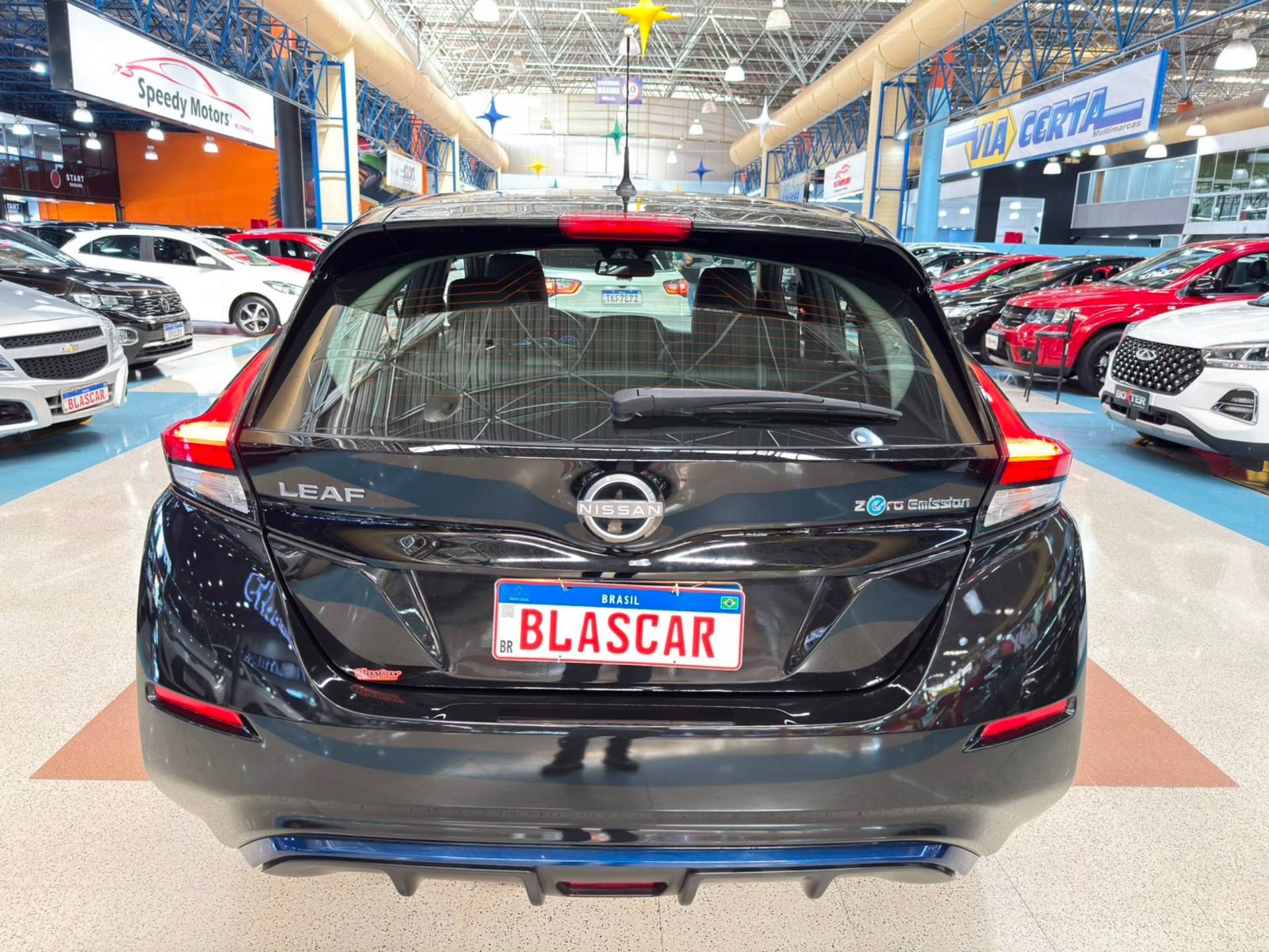 NISSAN LEAF