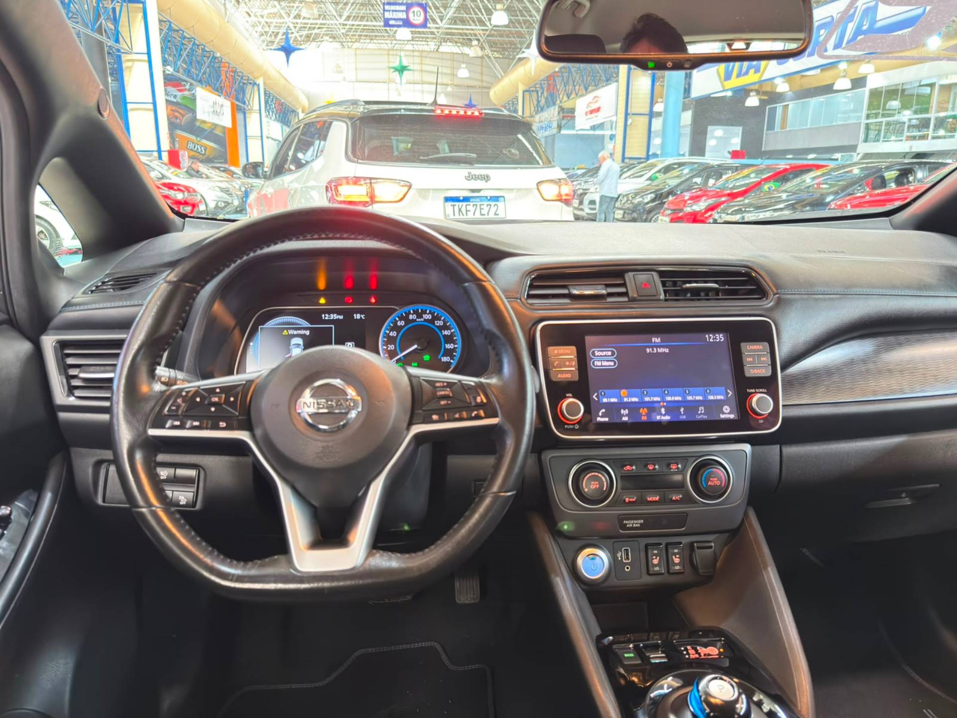 NISSAN LEAF
