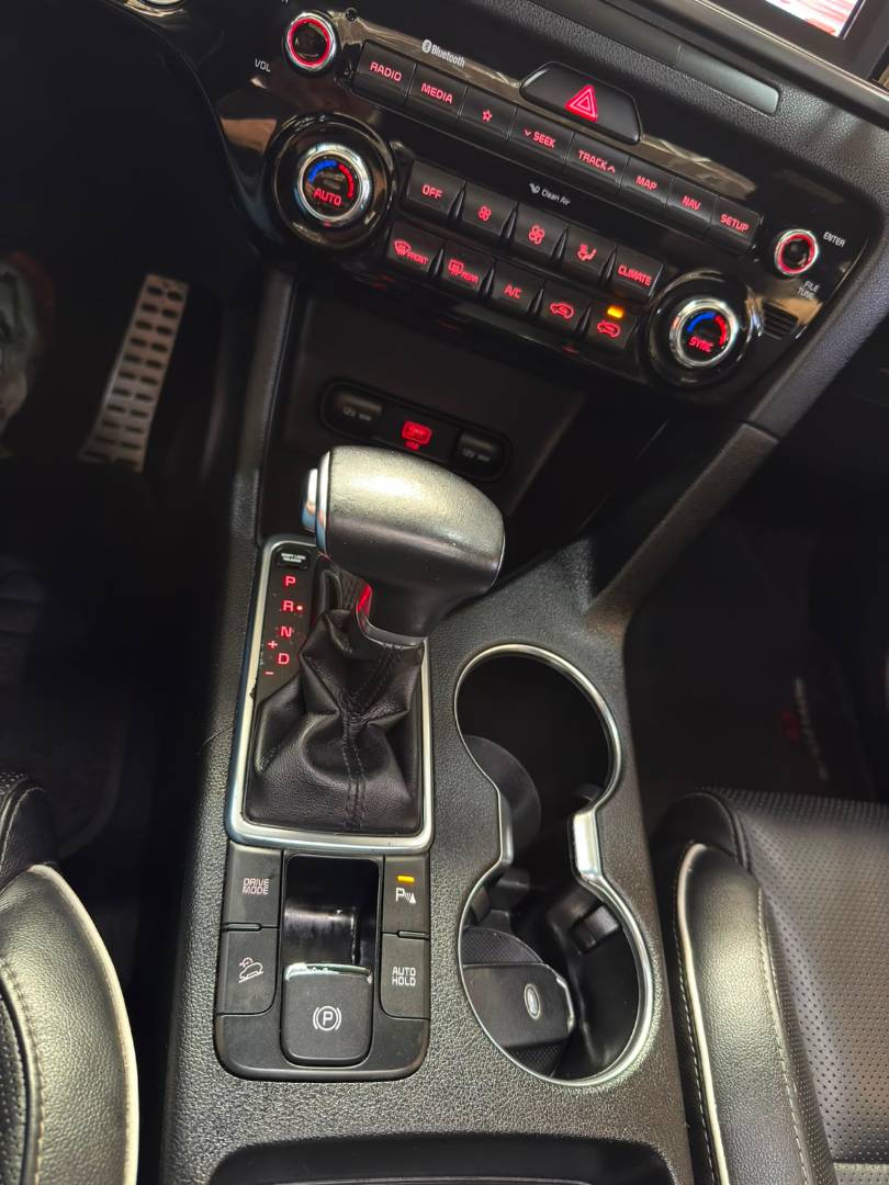 KIA SPORTAGE