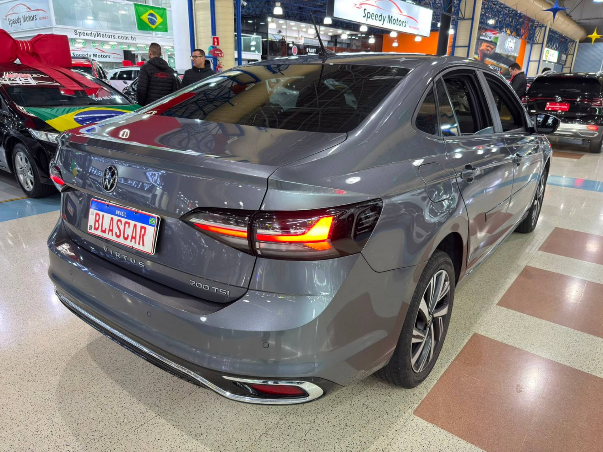 VOLKSWAGEN VIRTUS