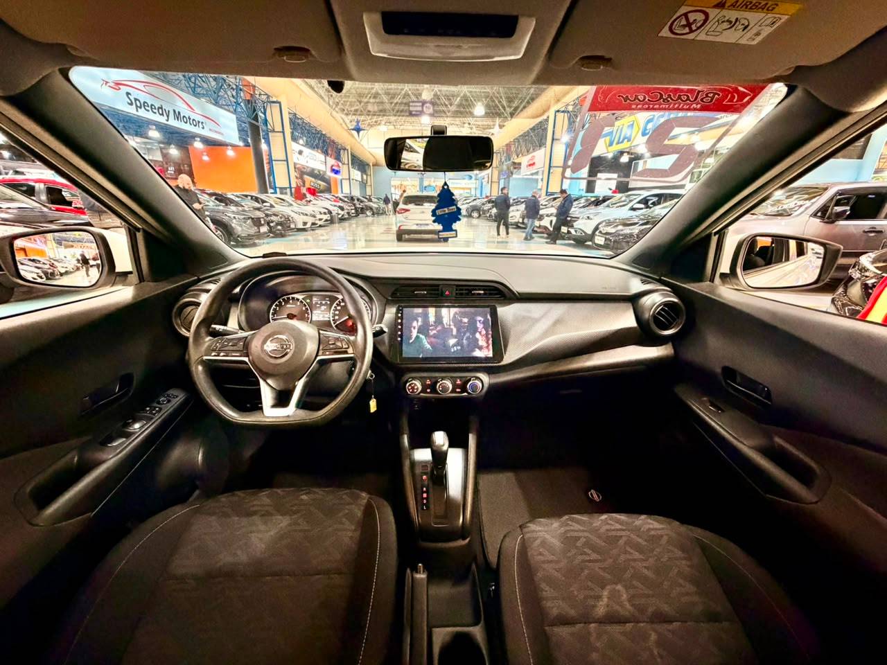 NISSAN KICKS