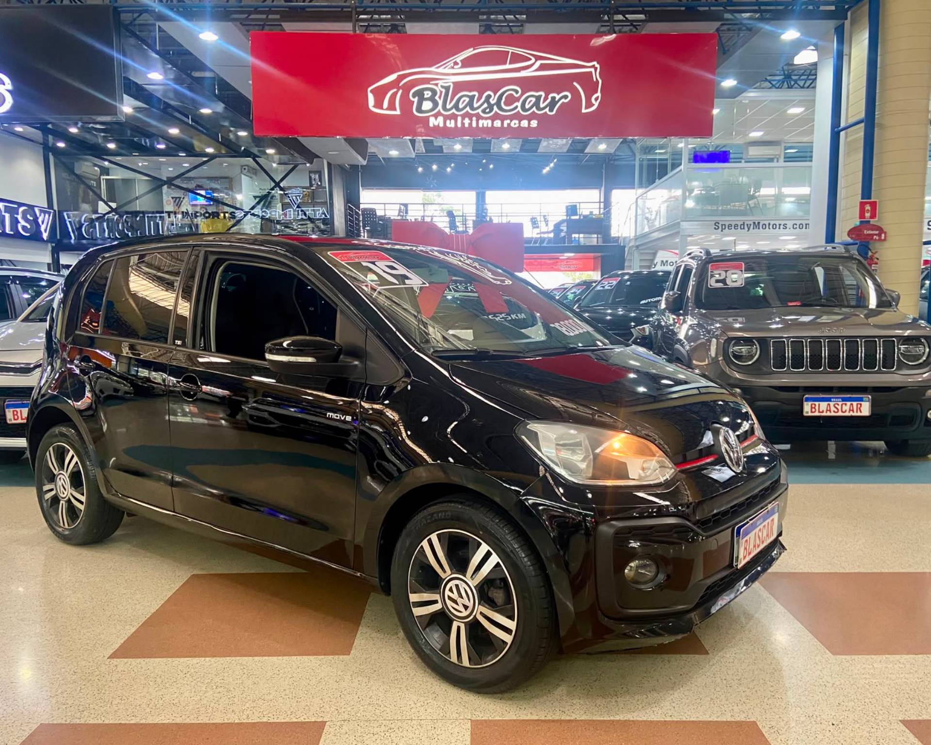 VOLKSWAGEN UP