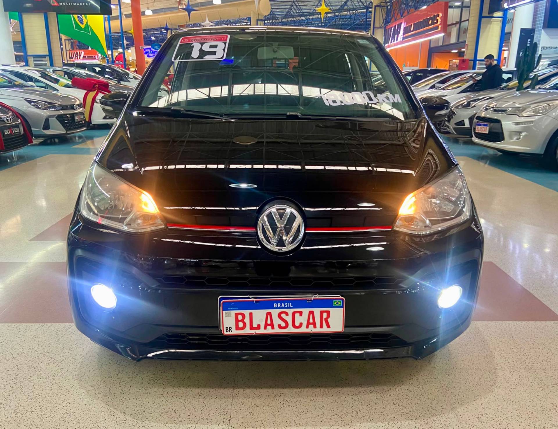 VOLKSWAGEN UP