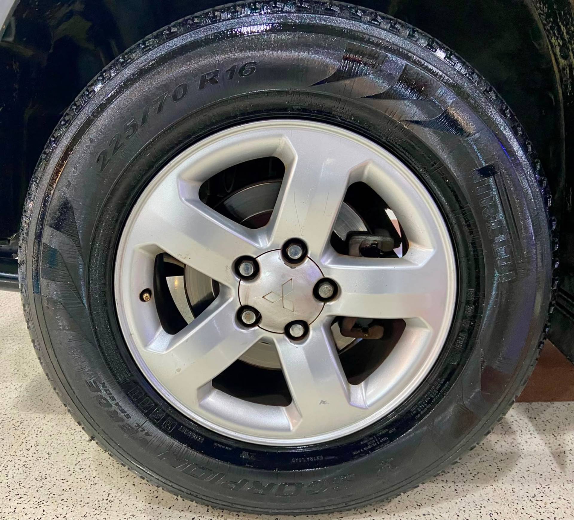 MITSUBISHI PAJERO TR4