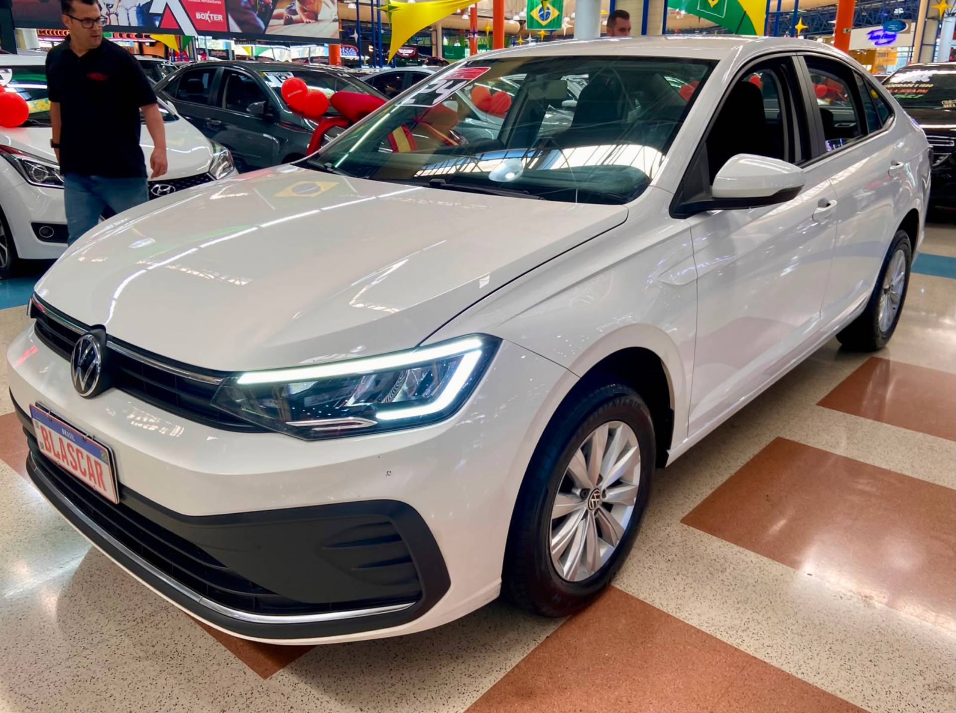 VOLKSWAGEN VIRTUS