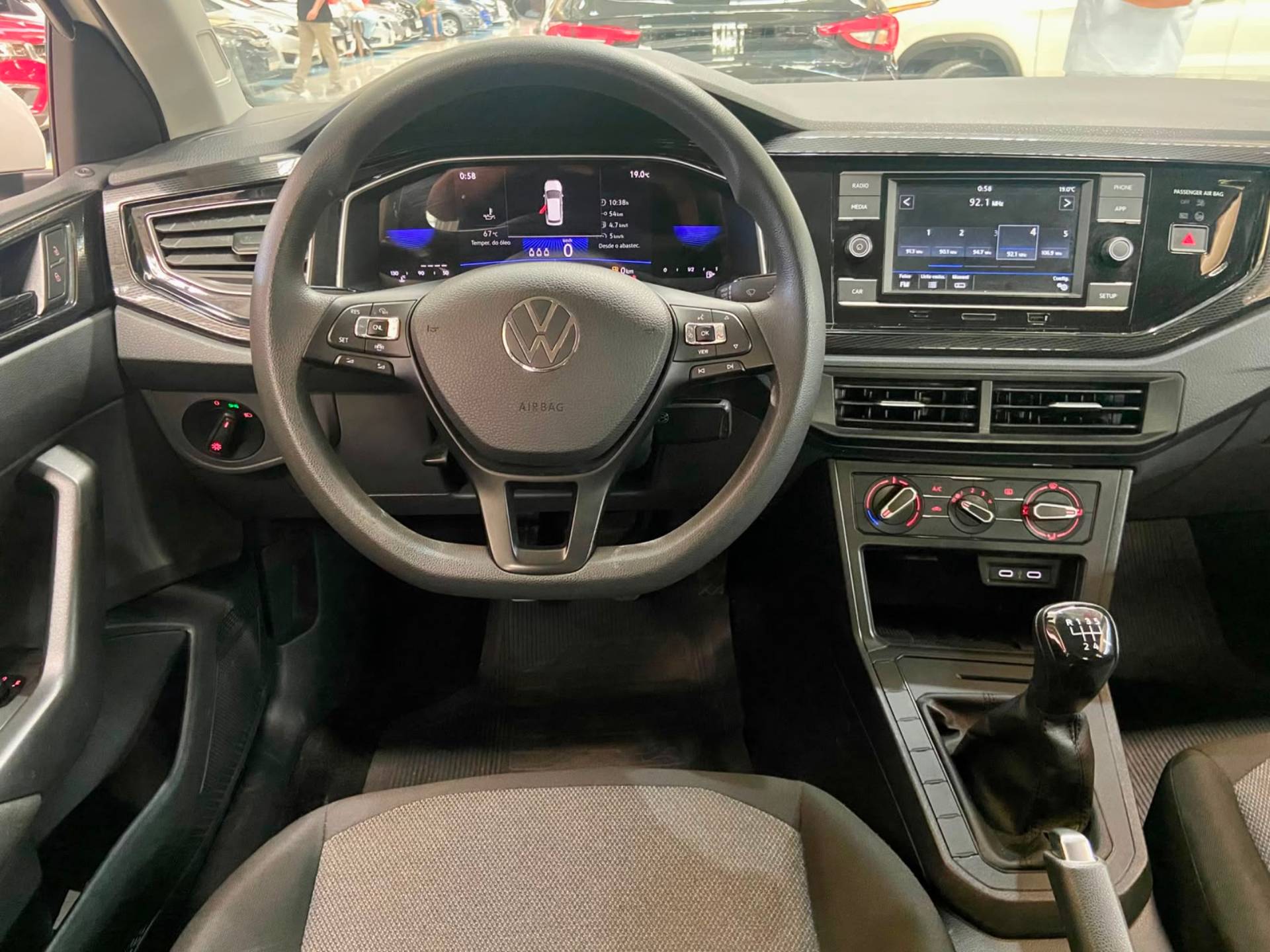 VOLKSWAGEN VIRTUS