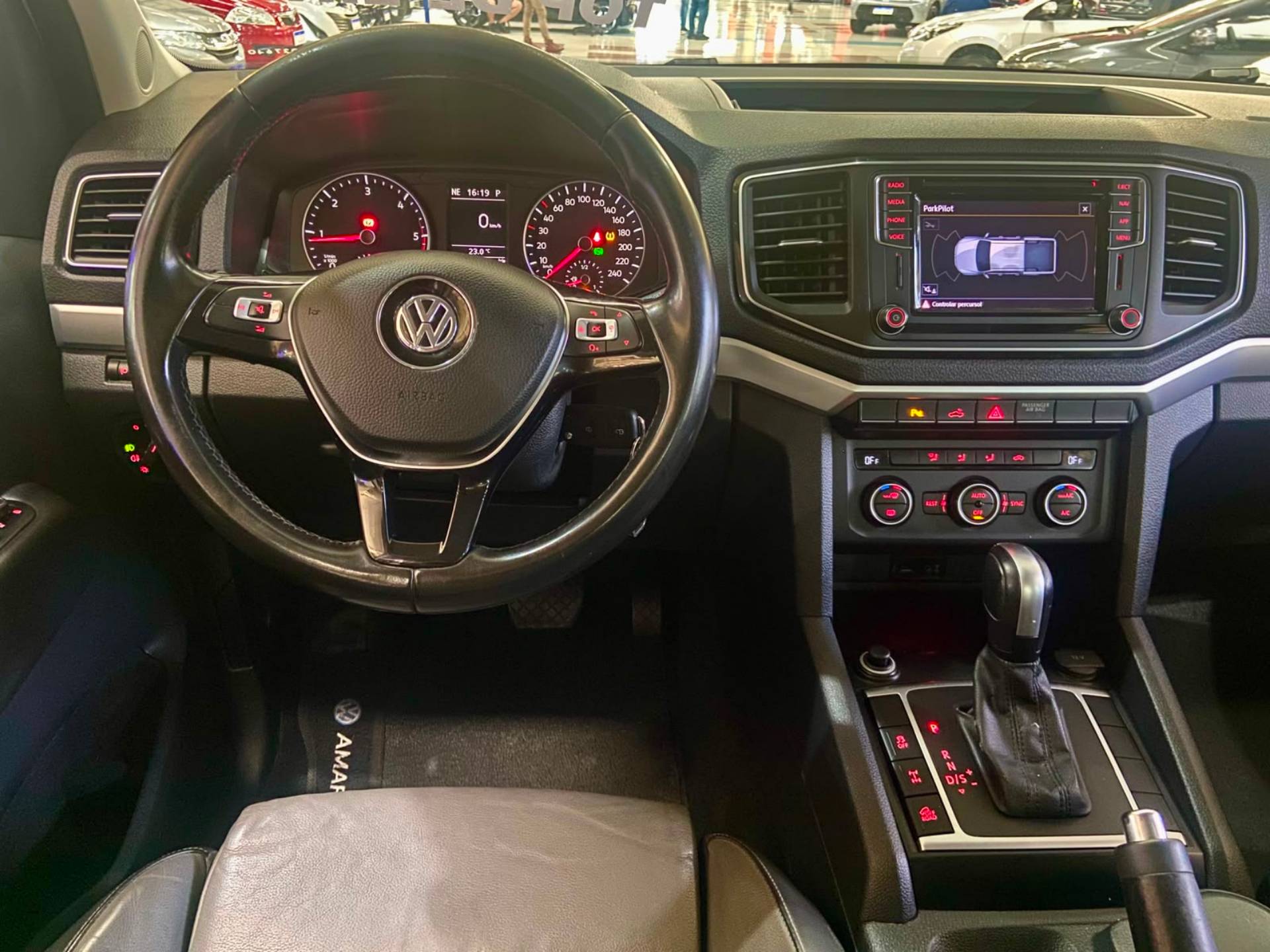 VOLKSWAGEN AMAROK