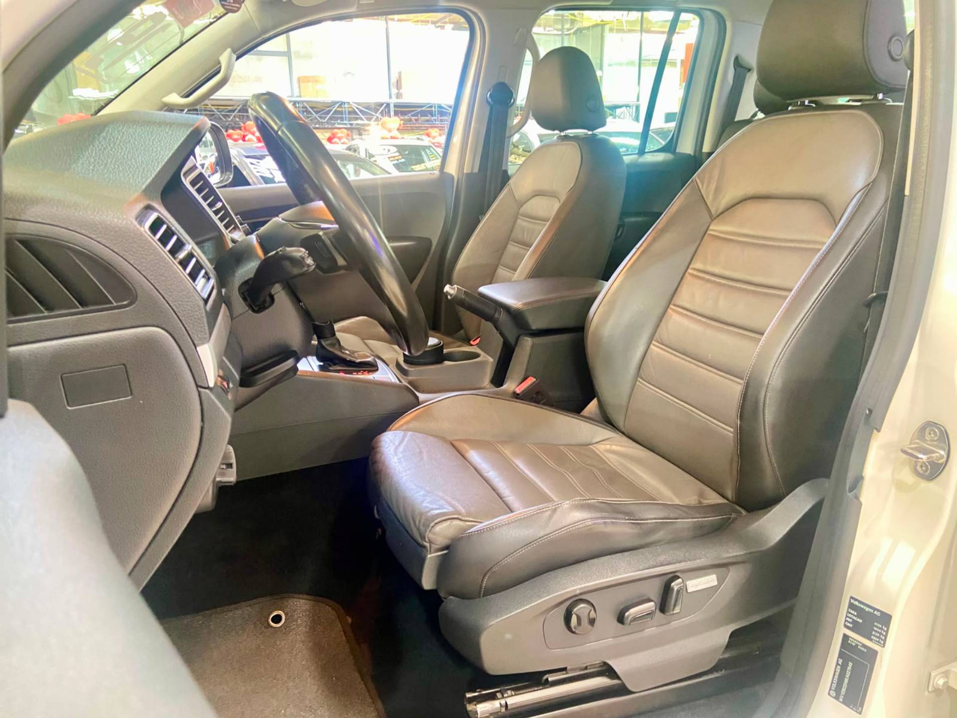 VOLKSWAGEN AMAROK