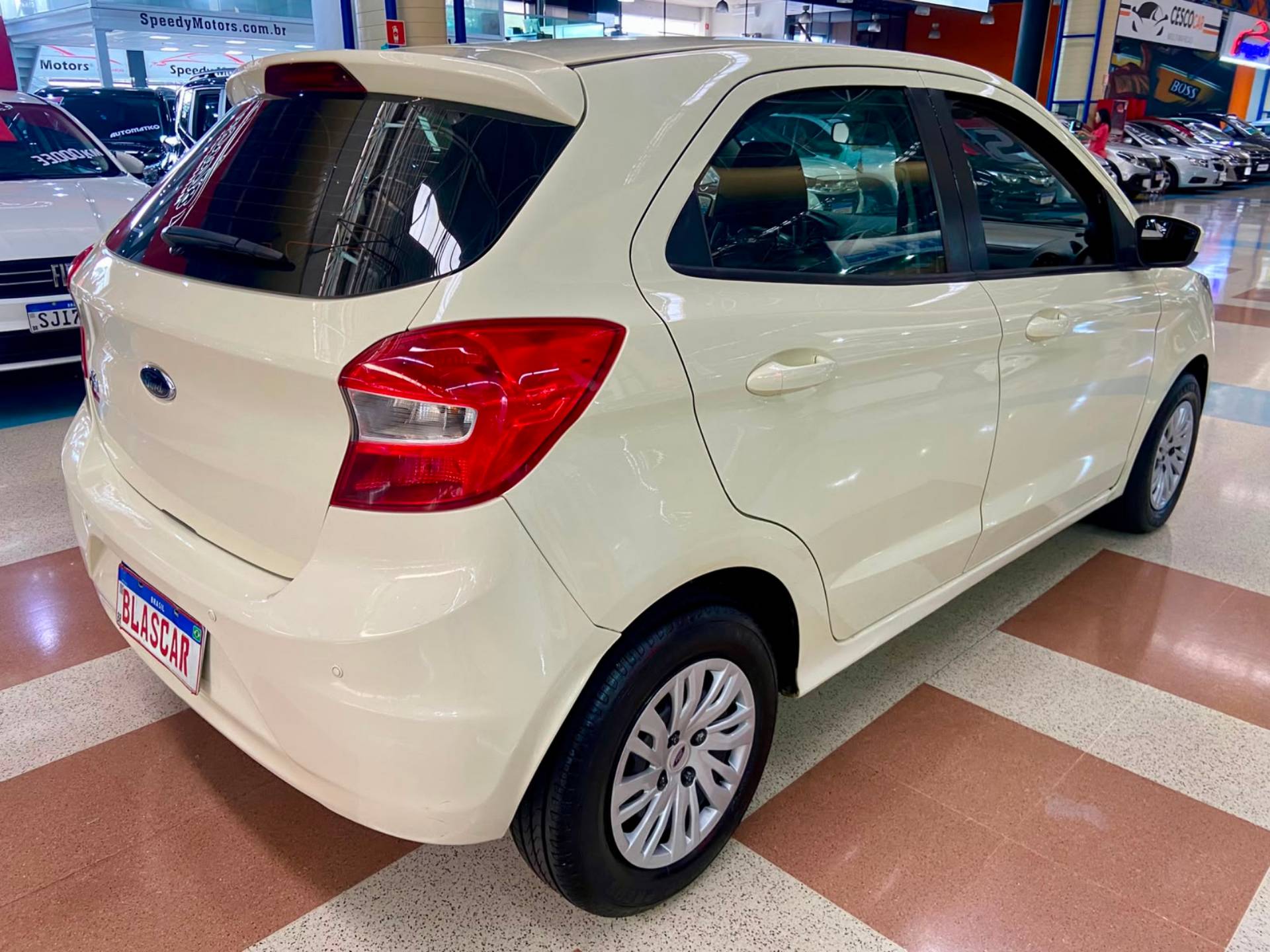 FORD KA